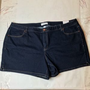 LANE BRYANT MID-RISE DENIM SHORTS SIZE 26 PLUS